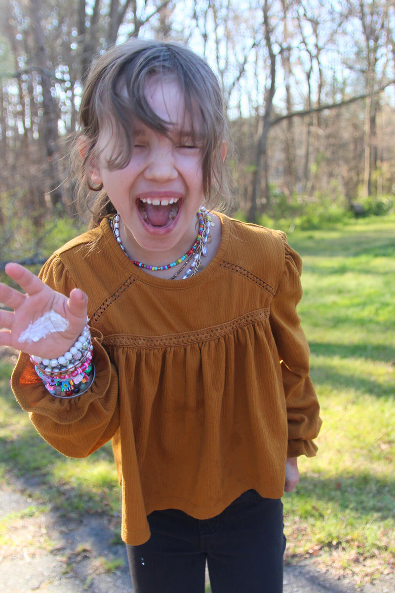 Gentle enough for little hands. Strong enough for mama's too